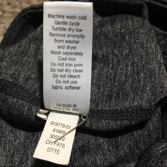 Athleta Kick Flare Crop Leggings / Yoga Pants - Picture 8 of 8